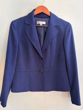 Kasper Size 8 Navy Blue Two-Button Tailored Blazer